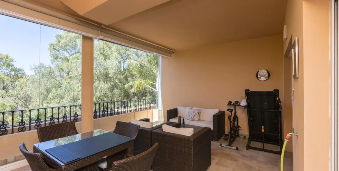 Venta de apartamento en planta baja en Nueva Andalucía (distrito Nueva Andalucía) 1