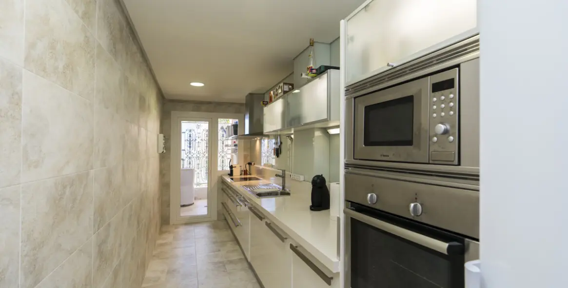 Venta de apartamento en planta baja en Nueva Andalucía 15