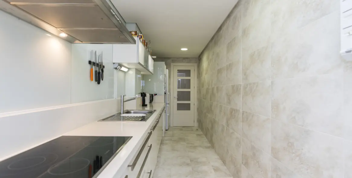 Venta de apartamento en planta baja en Nueva Andalucía 16