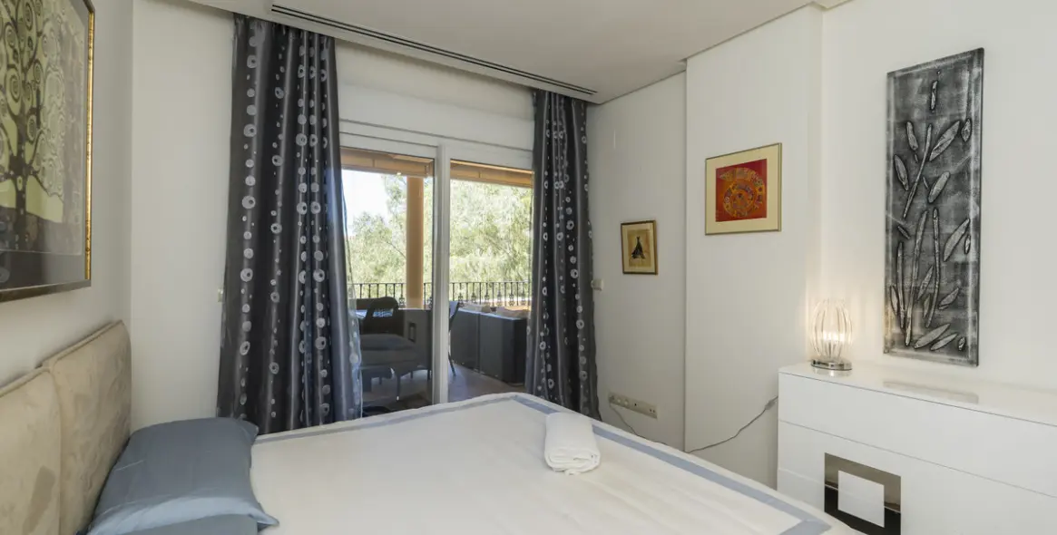 Venta de apartamento en planta baja en Nueva Andalucía 20