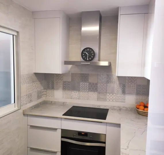 Middle floor apartment R4728739