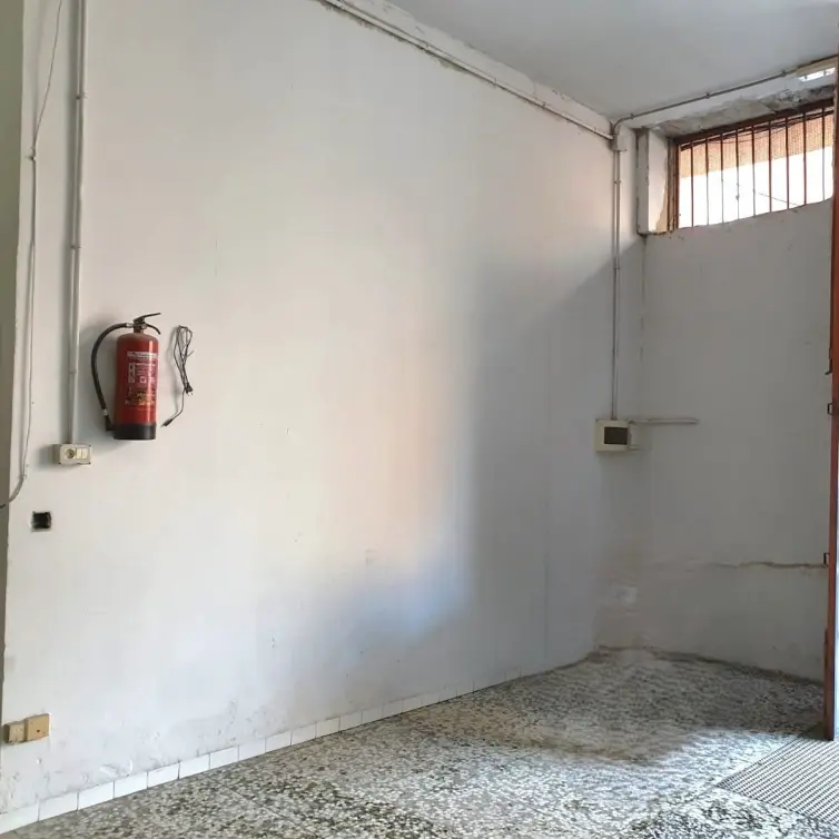 Sale of commercial premises in Las Lagunas