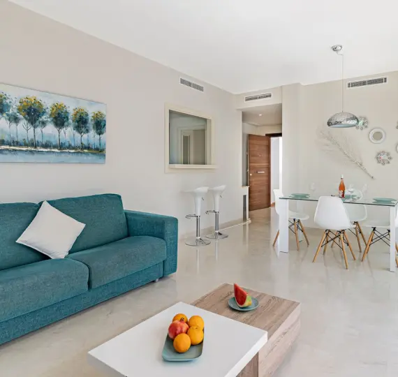 Апартаменты на среднем этаже R4872991