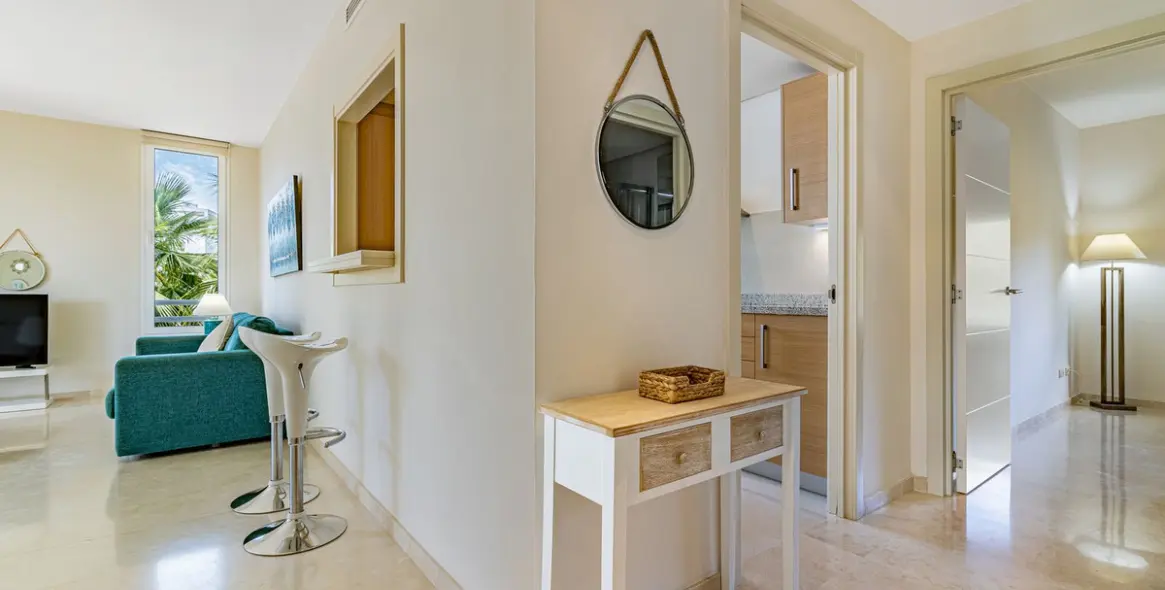 Venta de apartamento en planta media en Casares 14