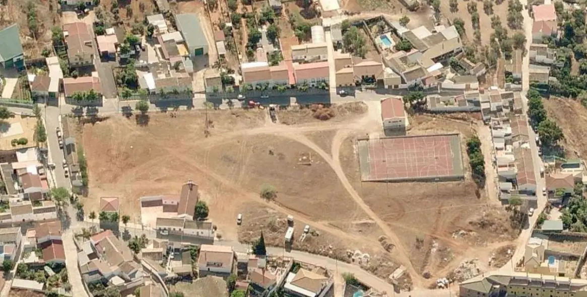 Продажа  жилого участка в Malaga (район Provincia de Málaga) 2