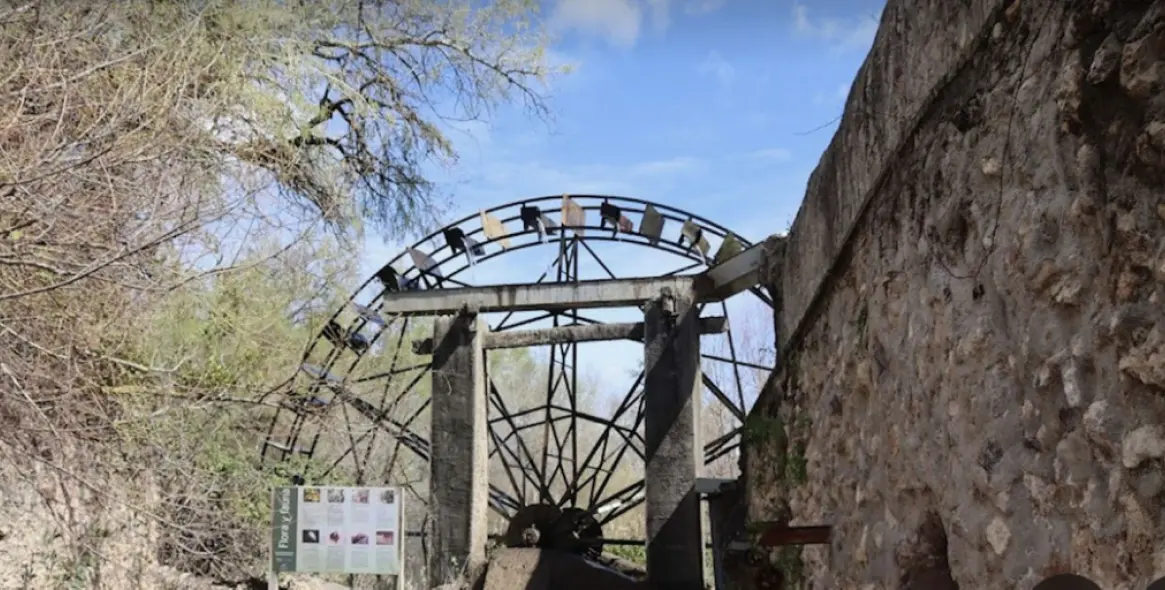 Venta de parcela residencial en Antequera 16