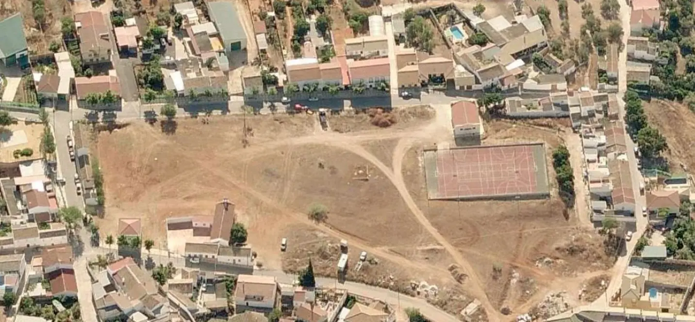 Sale of residential plot in Antequera 2