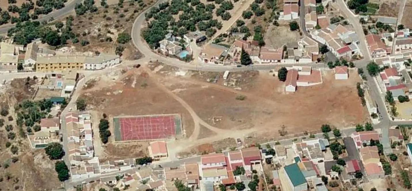 Sale of residential plot in Antequera 3