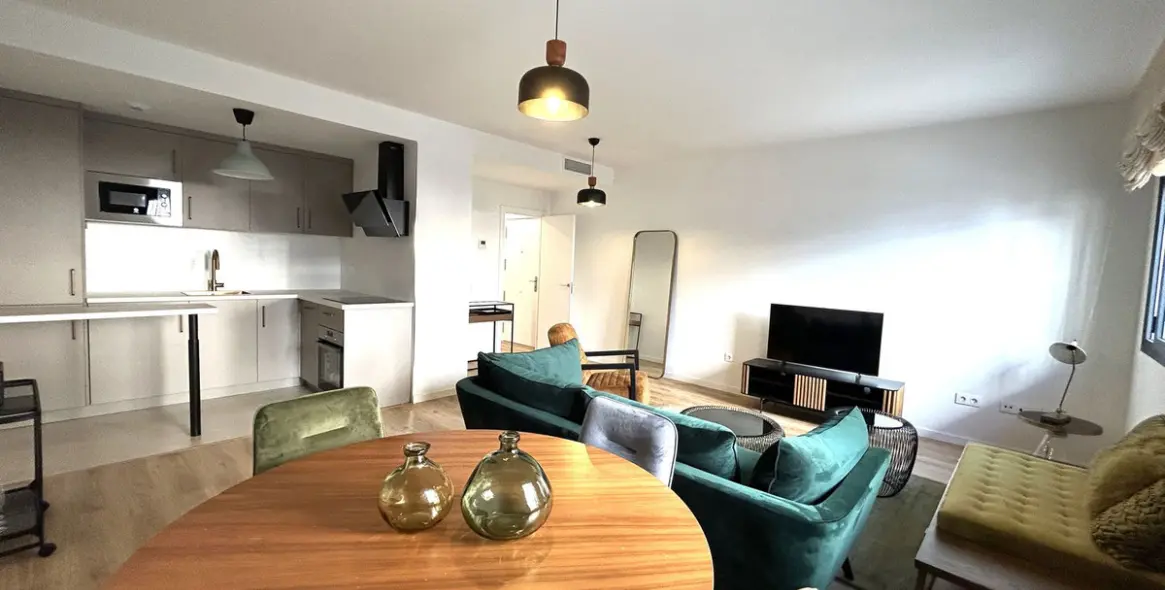 Sale of ground floor apartment in Malaga (district Málaga Centro) 10