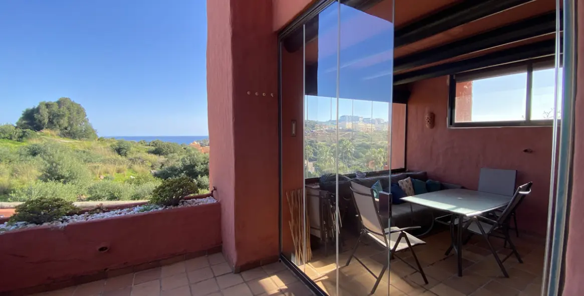 Venta de apartamento en planta baja en San Luis de Sabinillas 14