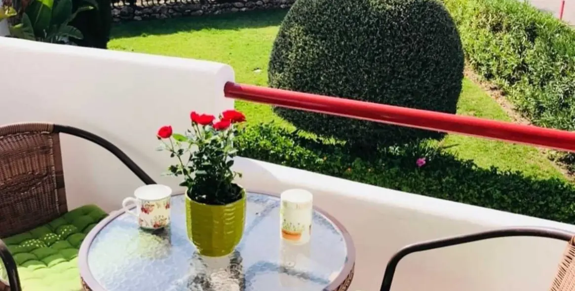 Sale of middle floor apartment in Bel Air 12