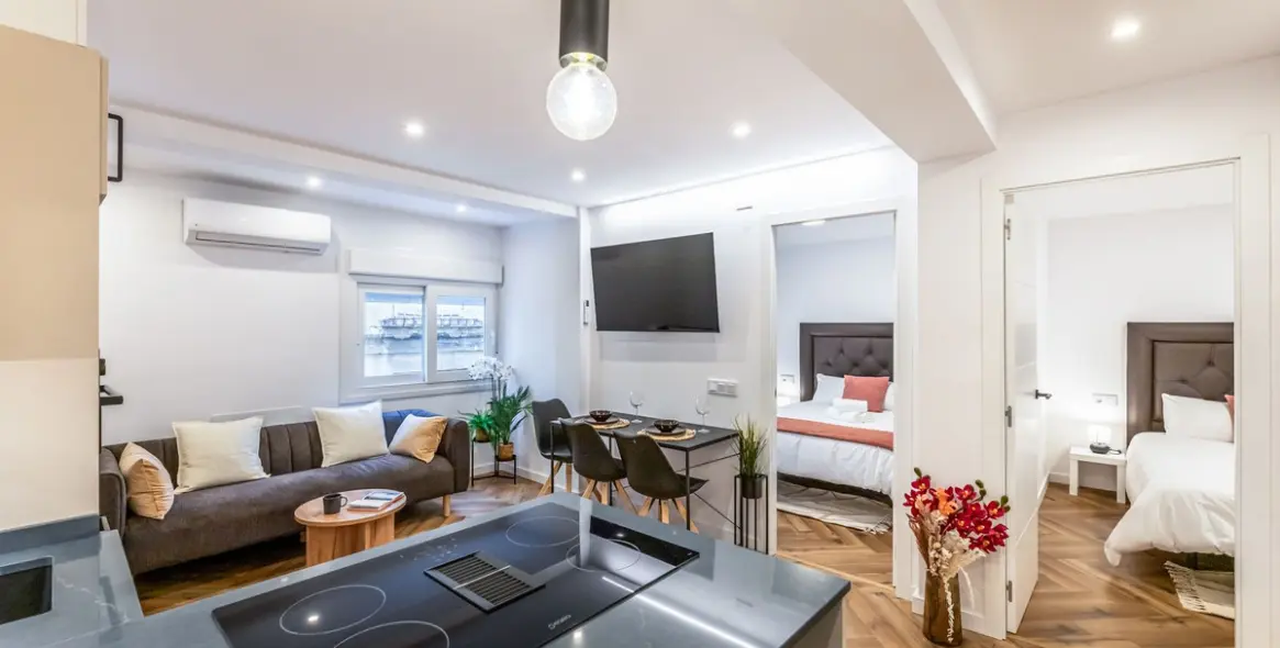 Venta de apartamento en planta media en Malaga (distrito Málaga Centro) 1