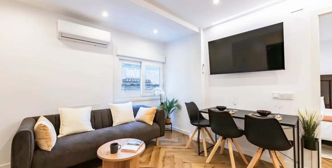 Venta de apartamento en planta media en Malaga (distrito Málaga Centro) 2