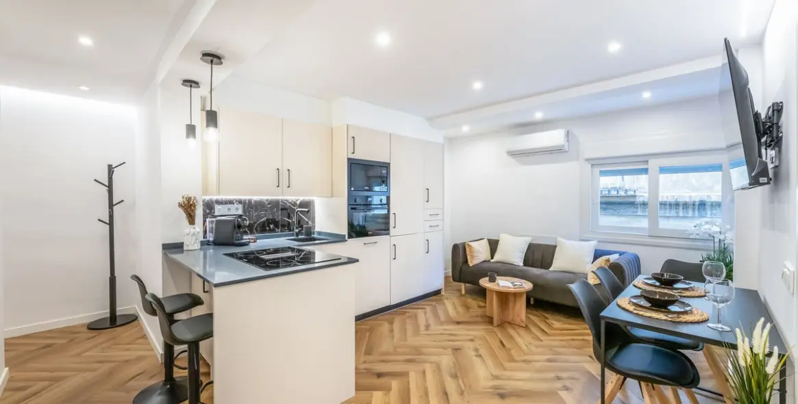 Venta de apartamento en planta media en Malaga (distrito Málaga Centro) 3