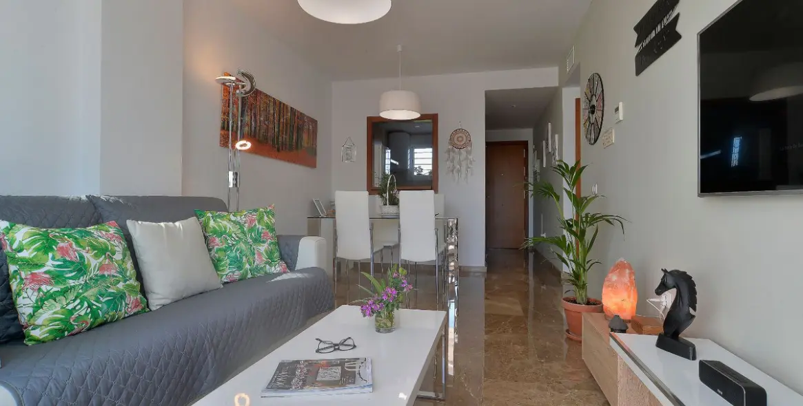 Sale of penthouse in Estepona 12