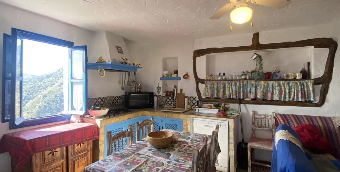 Sale of detached villa in Frigiliana 6