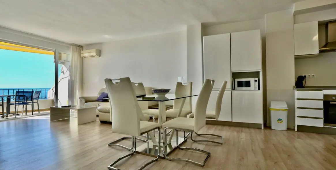 Продажа апартаментов на среднем этаже в Puerto de Cabopino 1