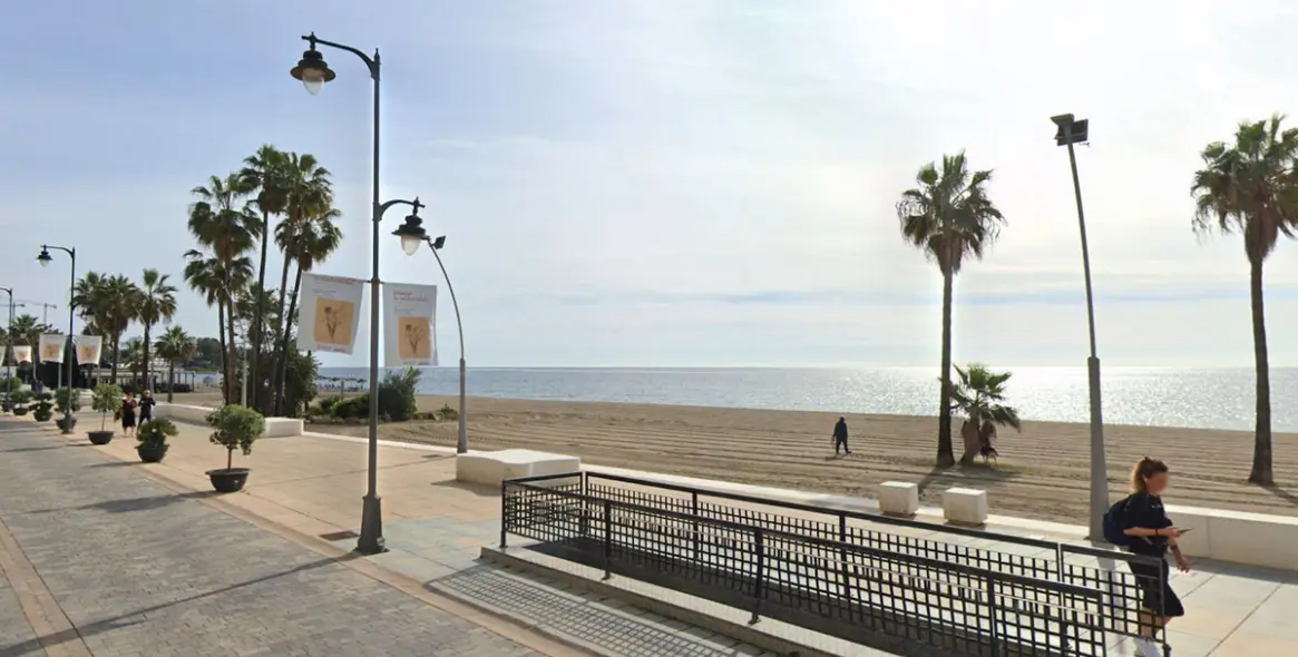 Long-term rent of bar in Estepona 1