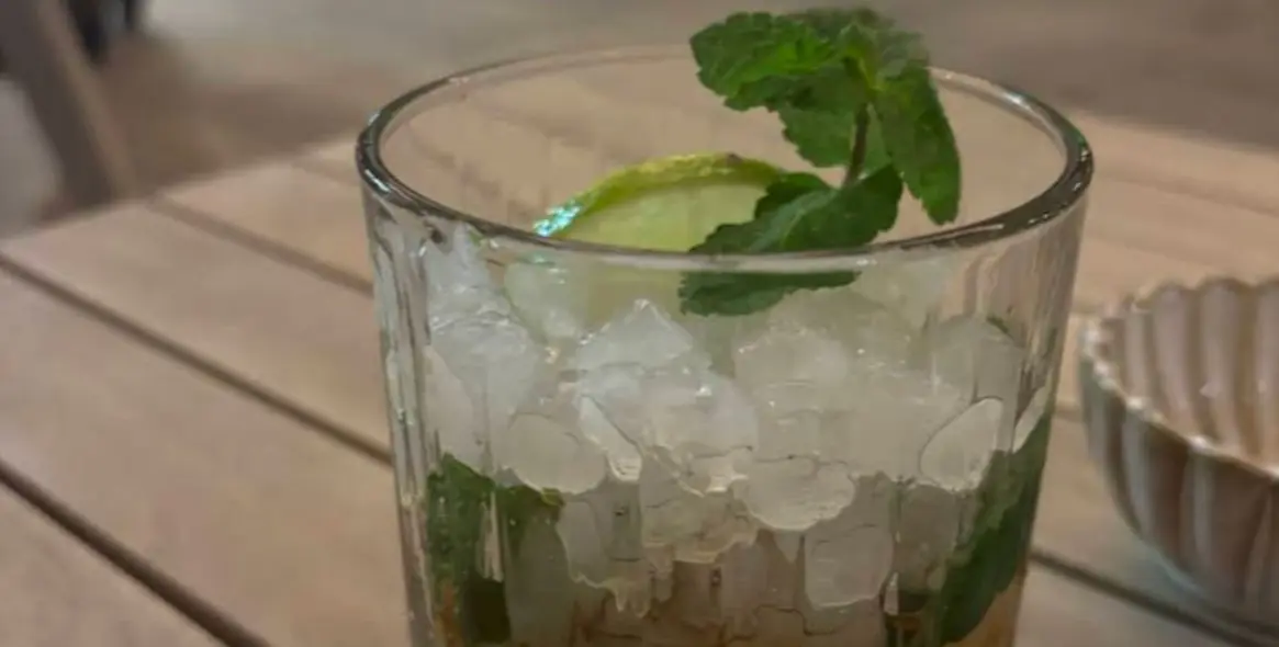 Long-term rent of bar in Estepona 4