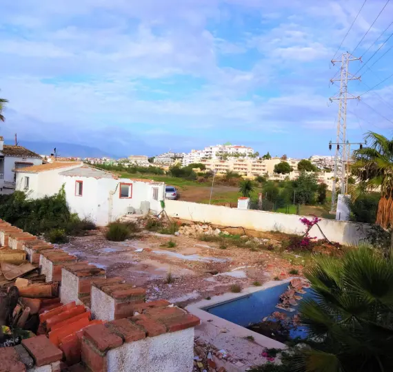 Venta de parcela residencial en Calypso