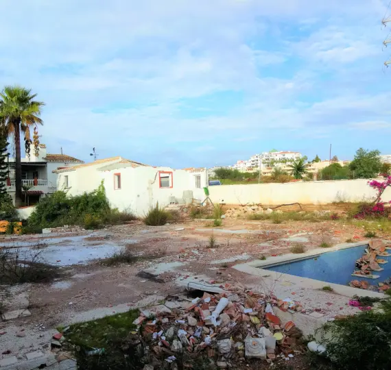 Venta de parcela residencial en Calypso