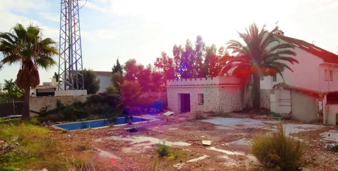 Продажа  жилого участка в Calypso 6