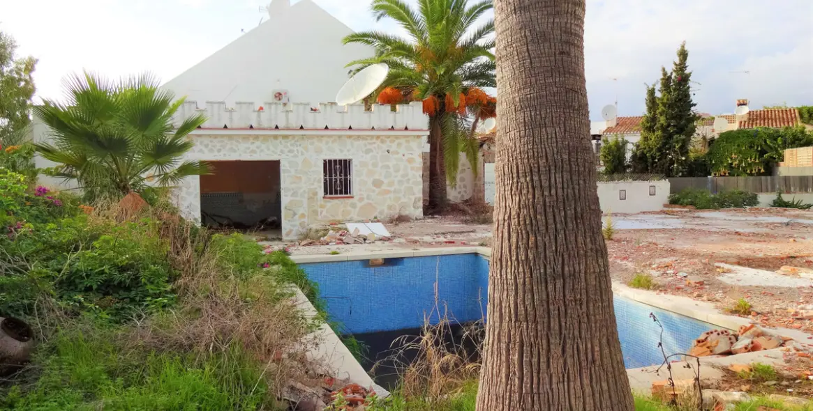 Продажа  жилого участка в Calypso 7