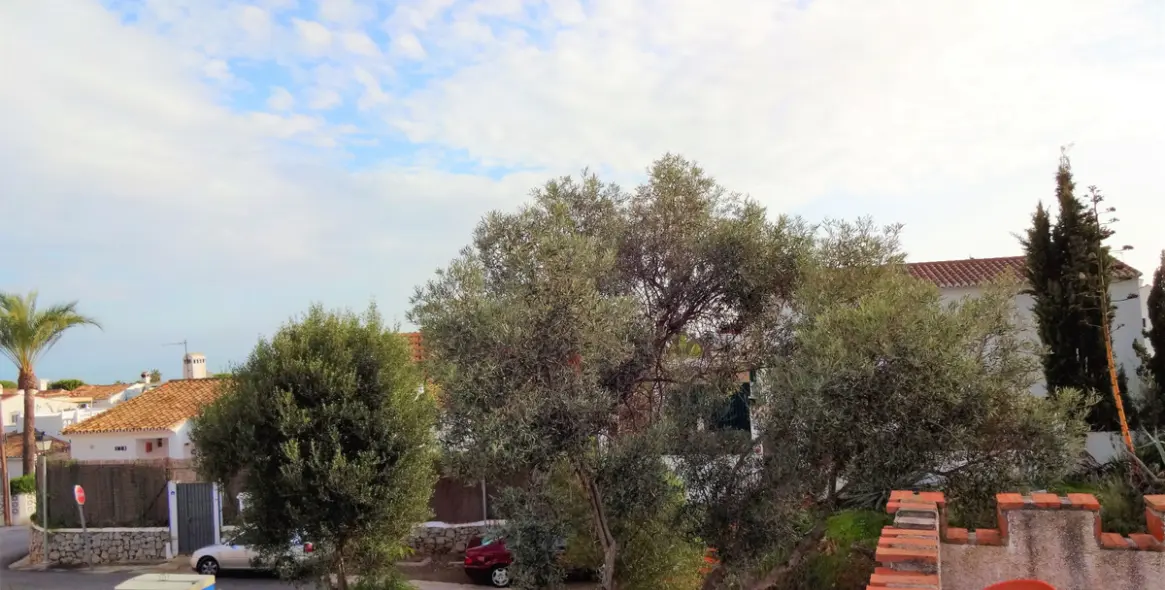 Продажа  жилого участка в Calypso 18