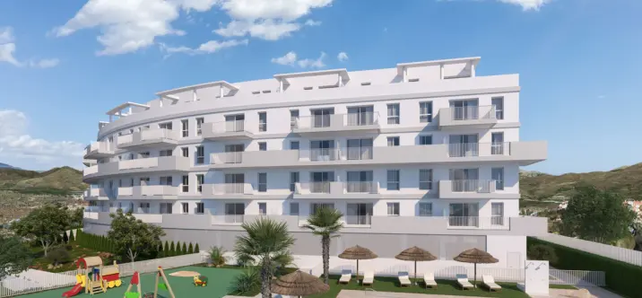 Middle floor apartment R5133304 0