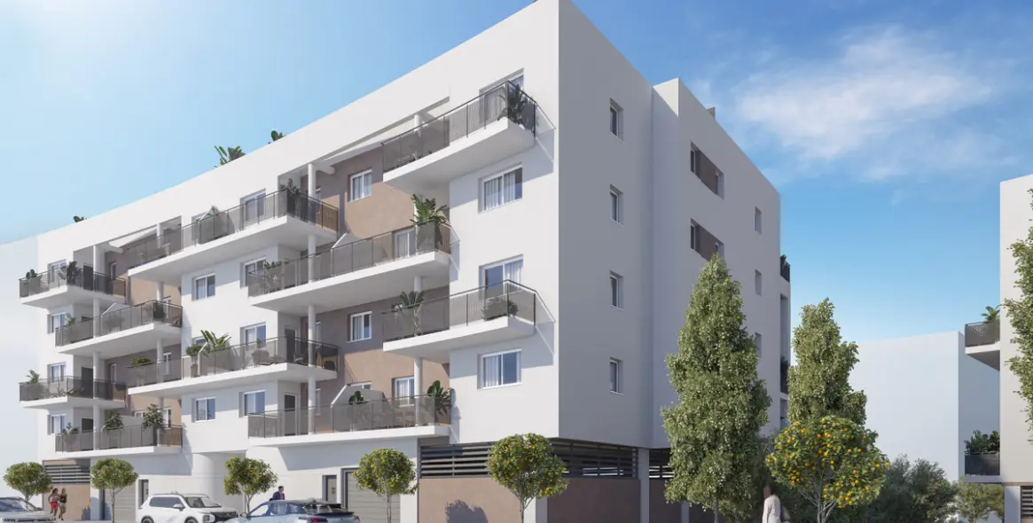 Sale of middle floor apartment in Vélez-Málaga 1