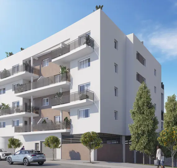 Middle floor apartment R5158051