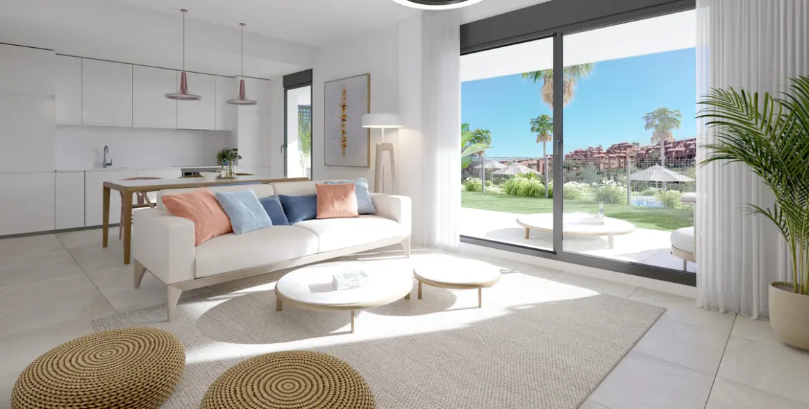 Sale of ground floor apartment in Estepona 3