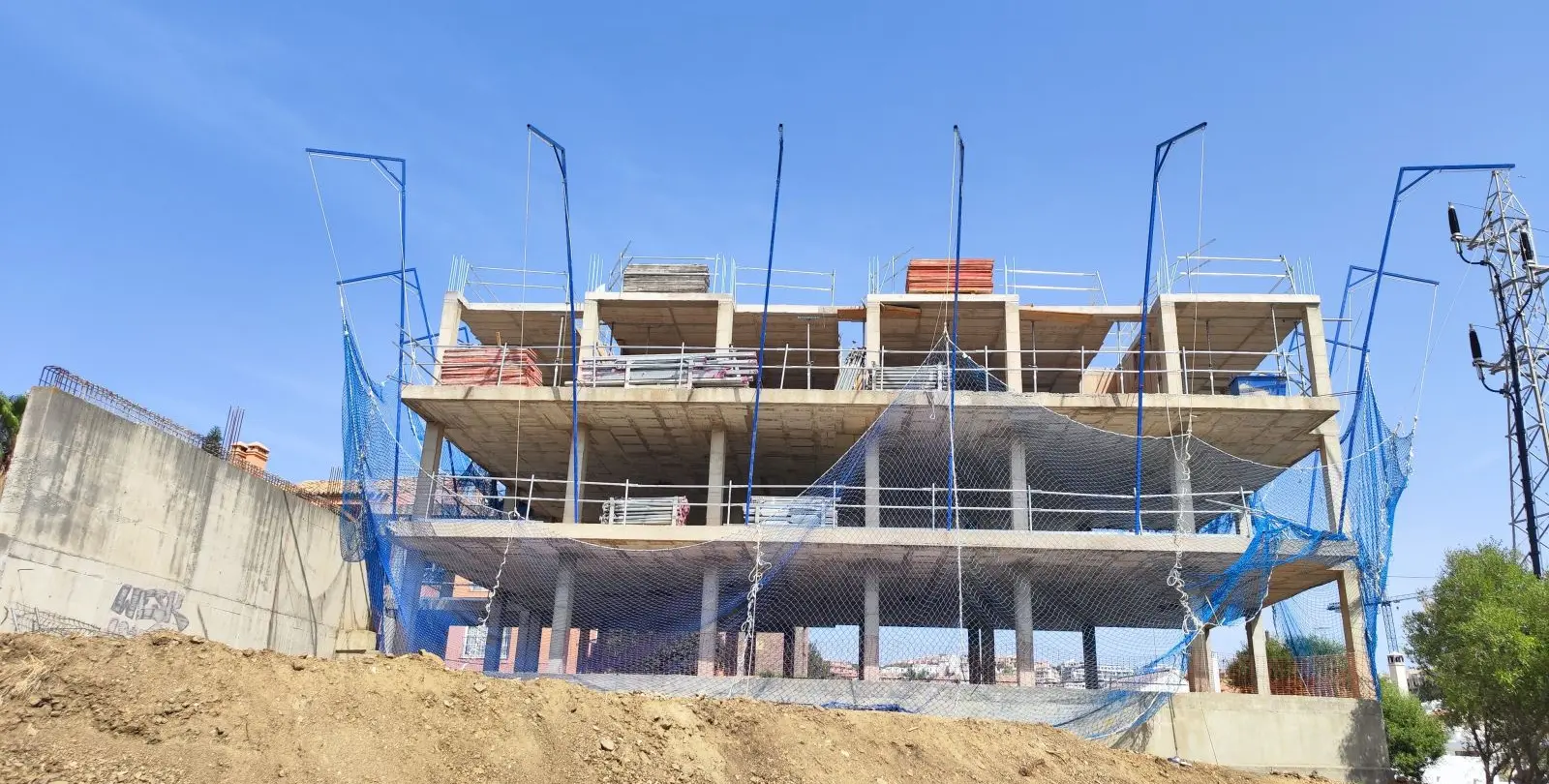 Продажа апартаментов на первом этаже в Mijas Costa 7