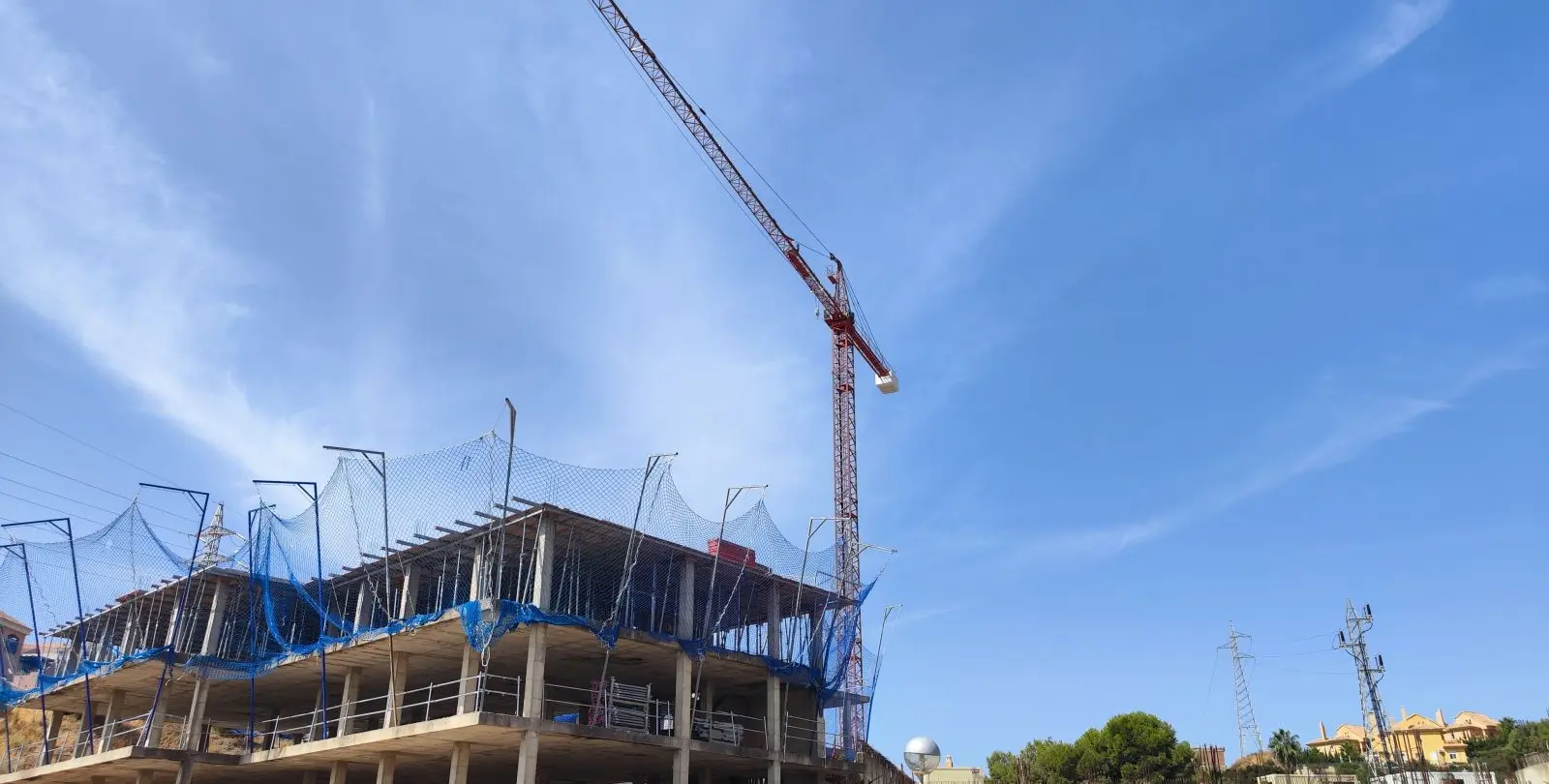 Продажа апартаментов на первом этаже в Mijas Costa 9