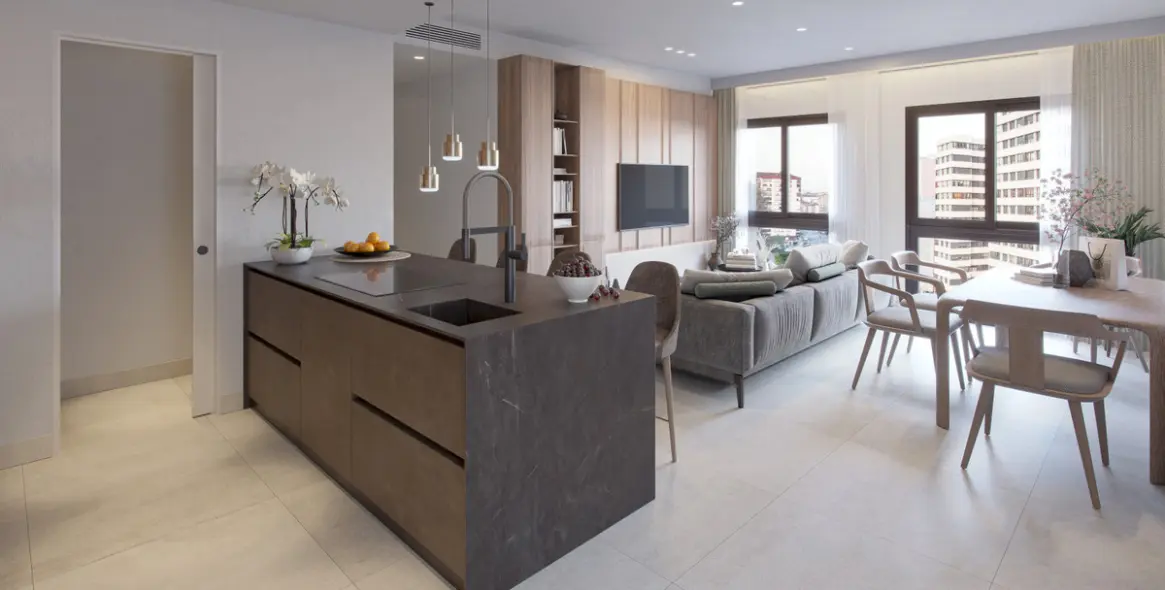 Sale of ground floor apartment in Malaga (district Málaga Centro) 3