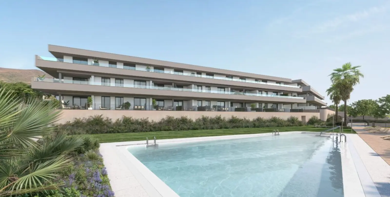 Venta de apartamento en planta baja en Estepona 1