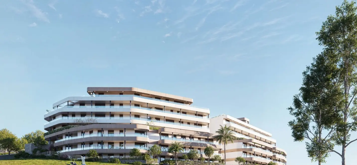 Sale of ground floor apartment in Estepona 0