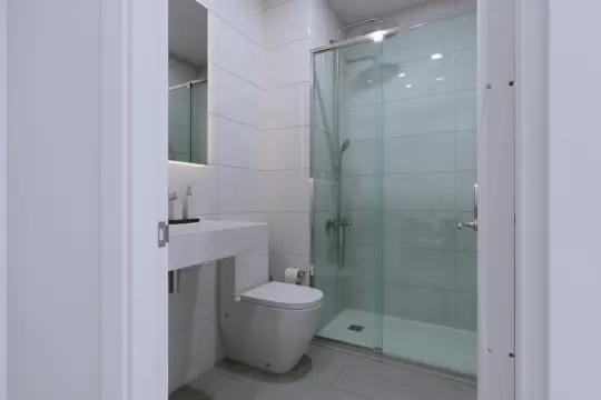 Image 6 thumb