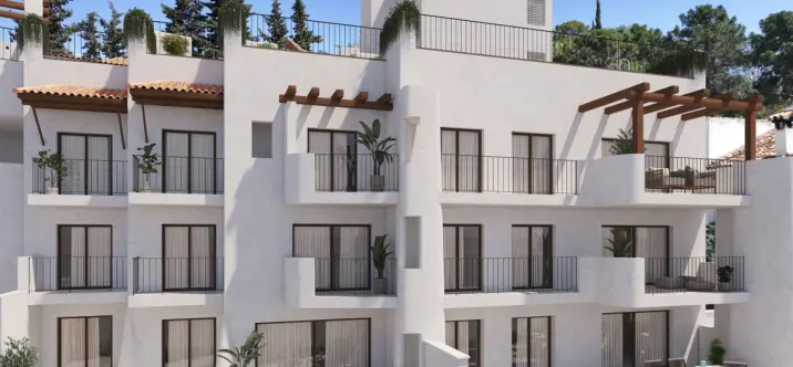 Sale of middle floor apartment in Benahavís 0
