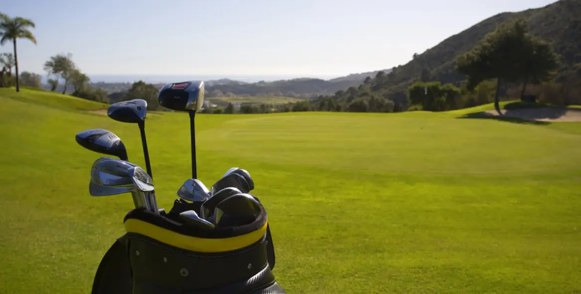 Sale of middle floor apartment in Benahavís 21