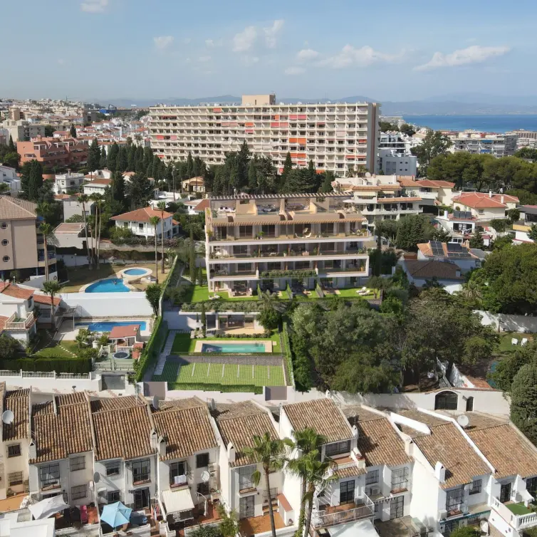 Sale of middle floor apartment in Torremolinos