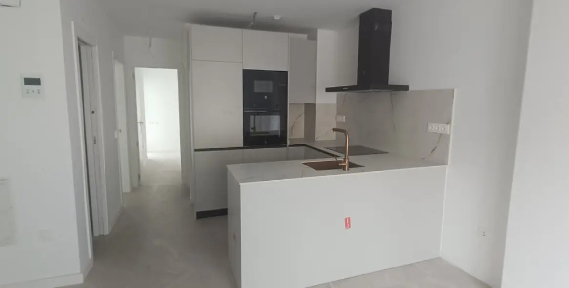 Продажа апартаментов на первом этаже в Fuengirola 36