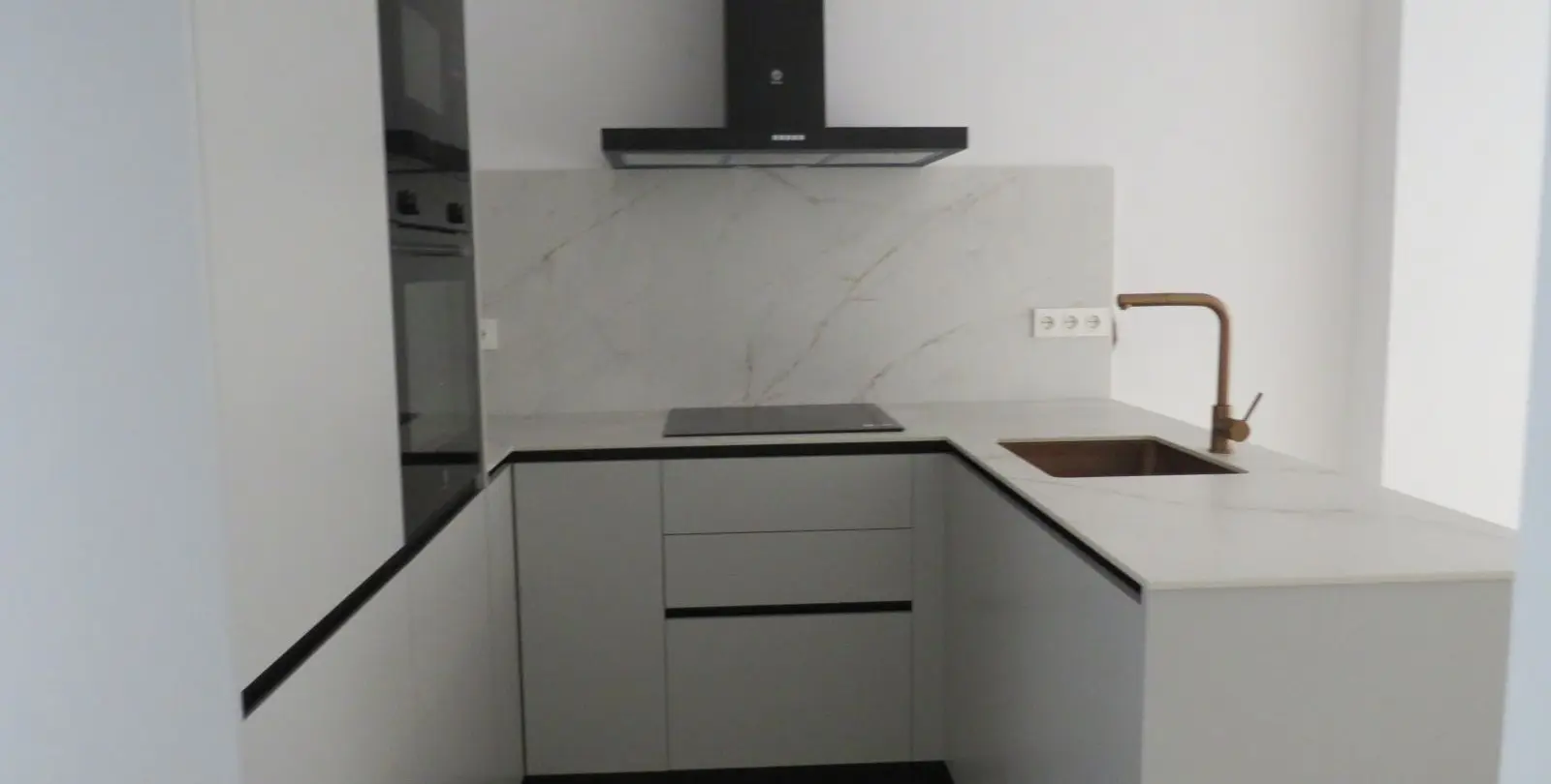 Sale of ground floor apartment in Fuengirola 52