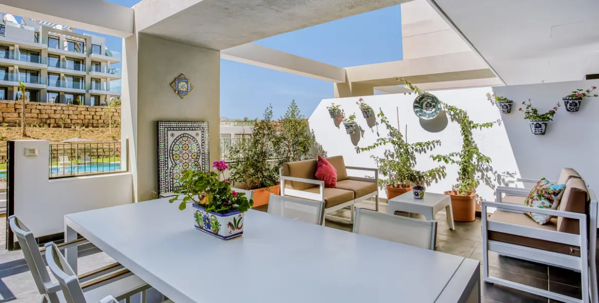 Sale of ground floor apartment in Mijas 3