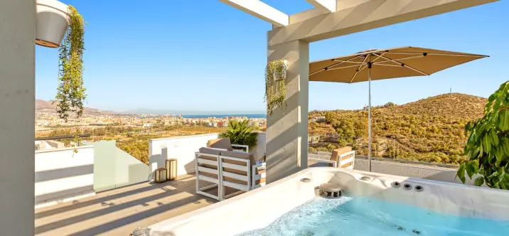 Sale of ground floor apartment in Mijas 3