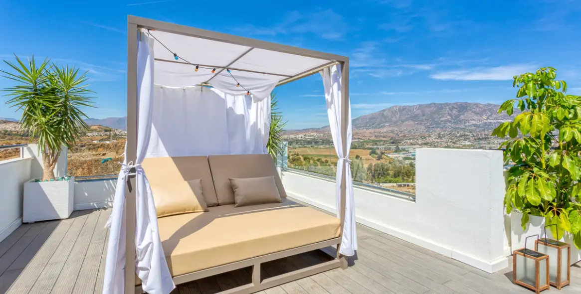 Sale of ground floor apartment in Mijas 32