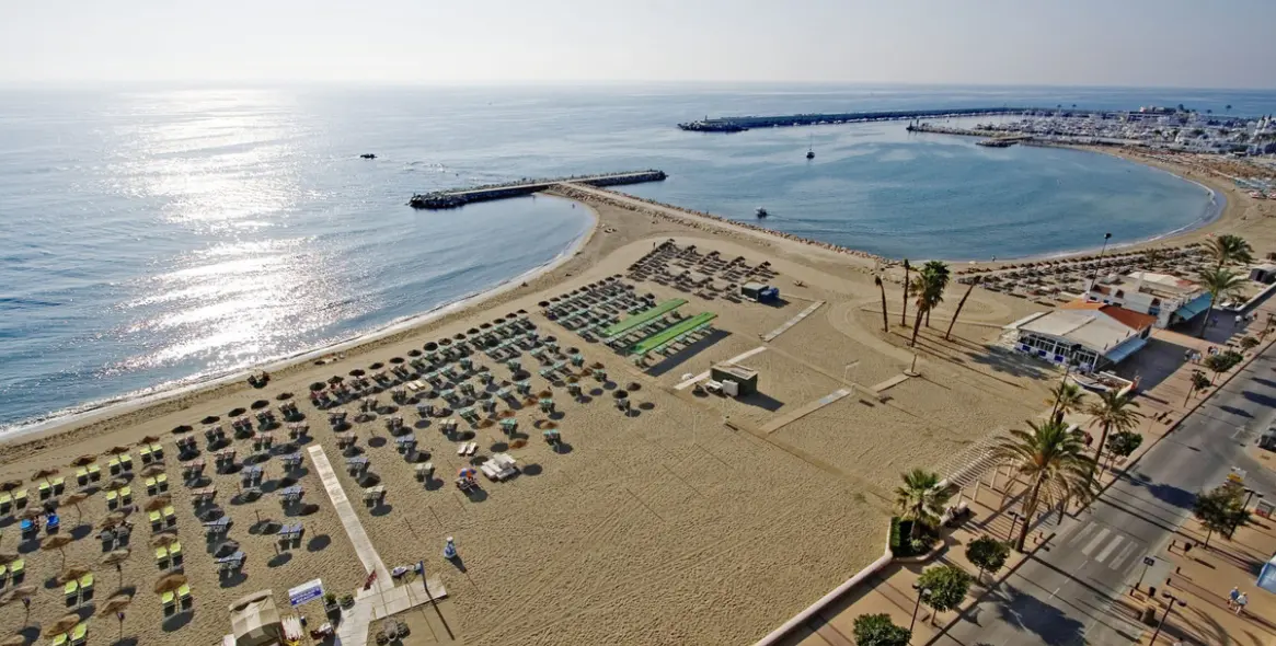 Sale of ground floor apartment in Mijas 12