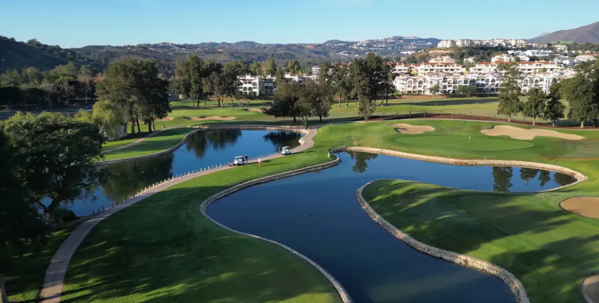 Sale of ground floor apartment in Mijas 17