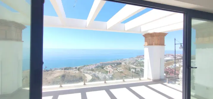 Продажа таунхауса в Torrox 3