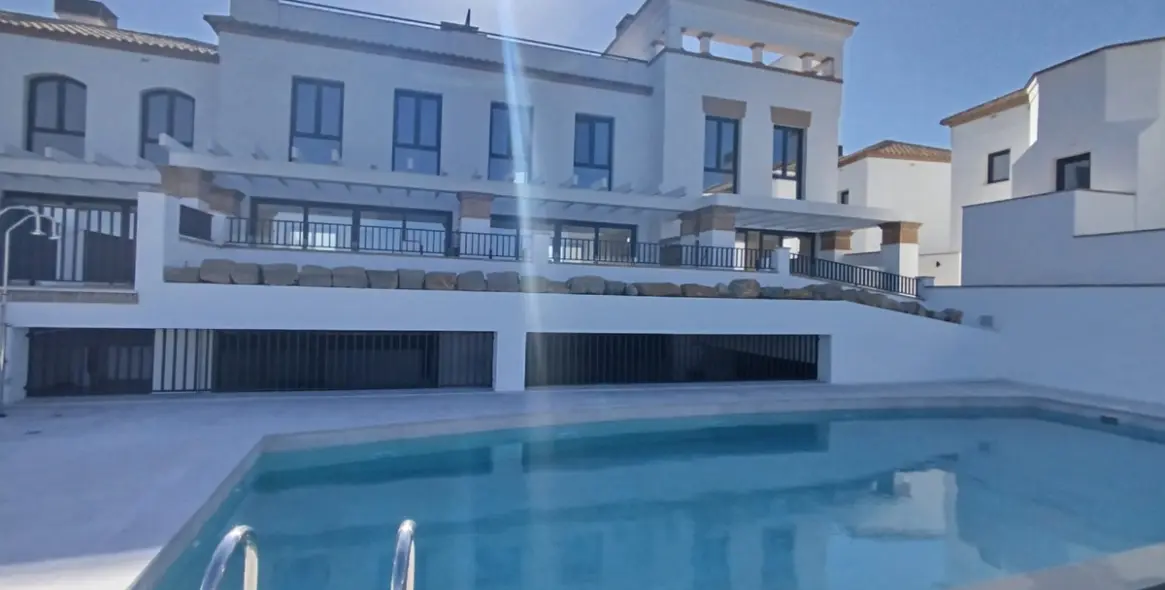 Продажа таунхауса в Torrox 34